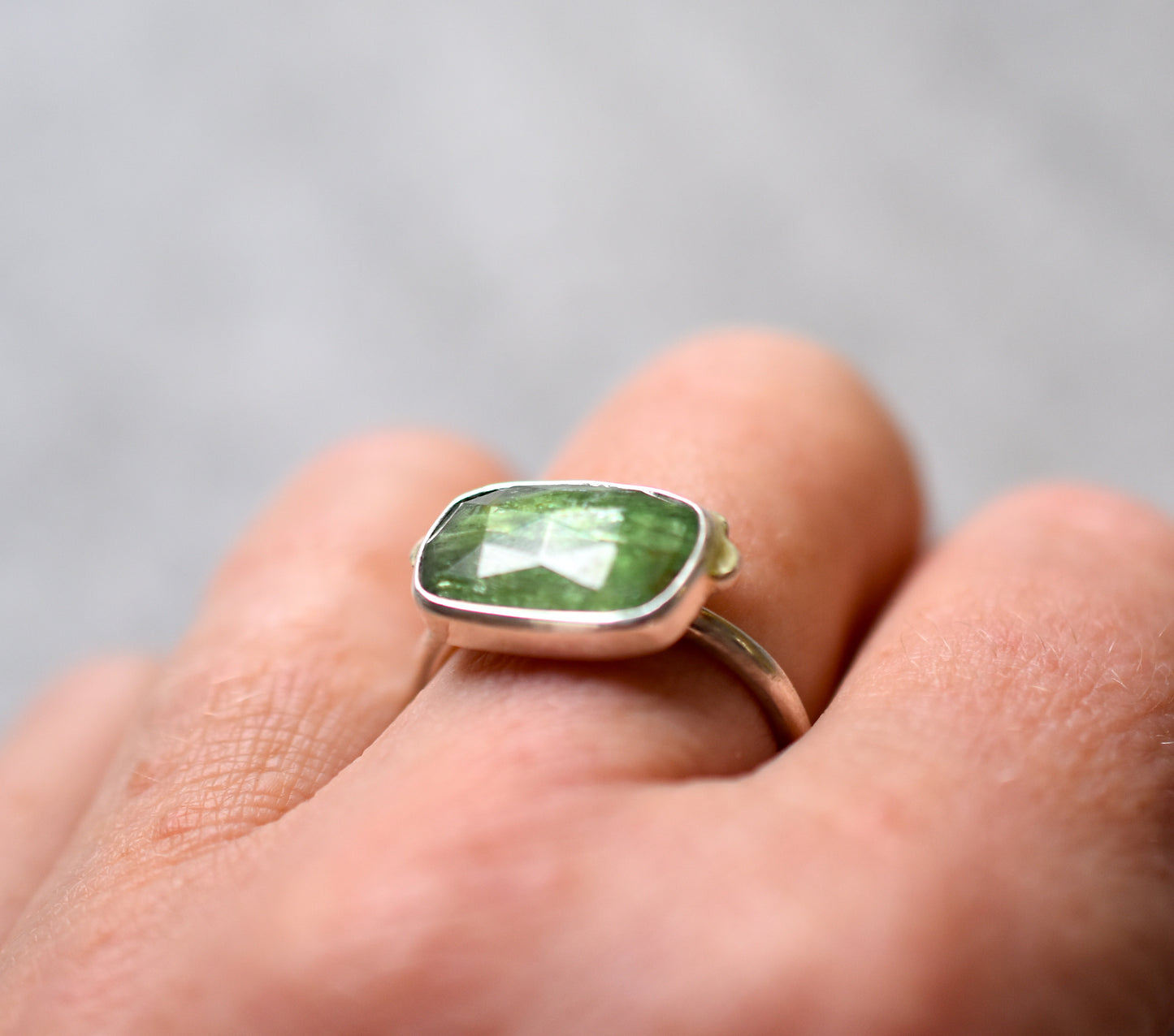 Green Kyanite Ring With Solid 14K flower 1/2 border